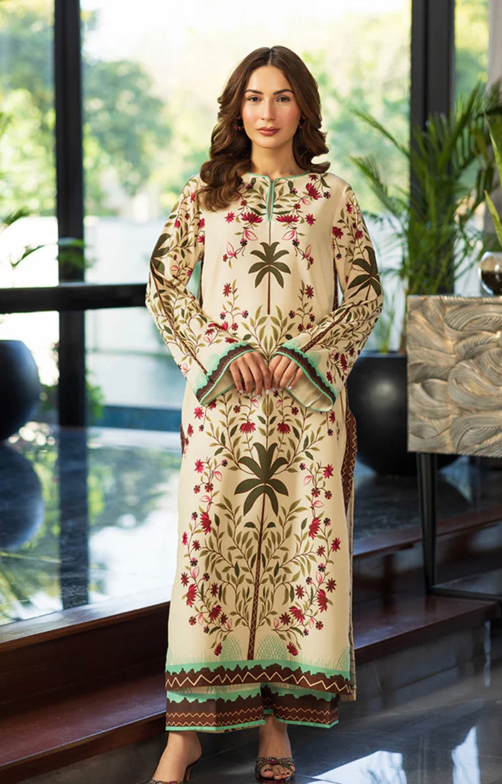 Tropical Oasis (Stitched 2 Pcs)