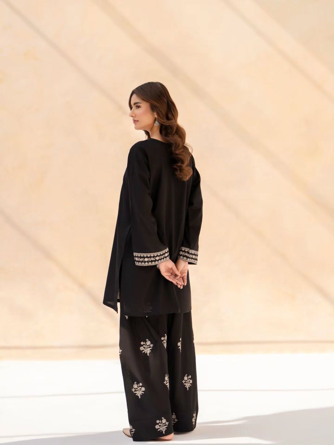 Aliyah (Stitched 2 Pcs)