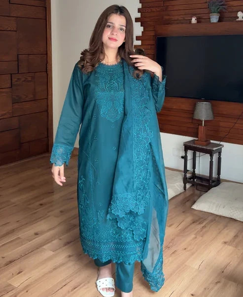 Fatima Embroidered (Stitched 3 Piece)